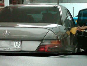 Pertamax Mahal, Ada Mercy, Alphard dan Ferrari Pakai Premium