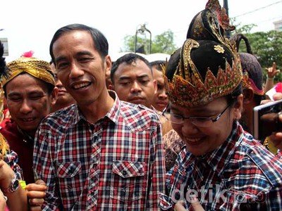 Jokowi Kampanye di Kampung Serdang