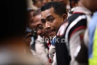 Inilah wajah pelaku yang membawa ekstasi berwarna merah dan merupakan jenis yang bagus dan tergolong baru di Indonesia.