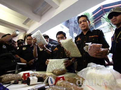 Polisi Sita 200.000 Ekstasi dari Jaringan Belanda