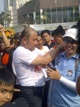 Nachrowi Ramli Break Dance di HI