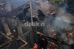 Kebakaran Landa Sebuah Rumah di Gambir