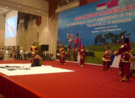 Penari dari Sawah Lunto Meriahkan Beijing 