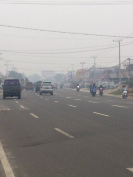 Ini Pemandangan Kota Palangka Raya yang Diselimuti Asap Pekat