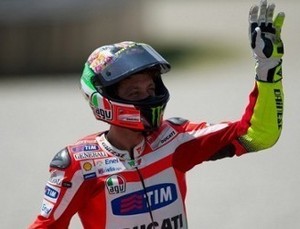 Kado Rossi untuk Simoncelli