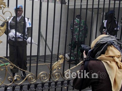 Bentrok di Kedubes AS, Paspampres Siaga