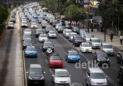 FPI ke Kedubes AS, Thamrin-Sudirman Macet