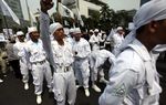 Massa FPI & FUI Long March ke Kedubes AS