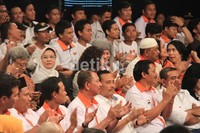 Pendukung Foke tampak bersemangat.