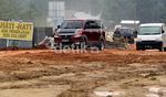 Jalan Raya Pekanbaru Bangkinang Memprihatinkan