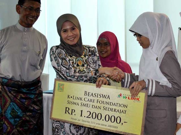 Bantuan Beasiswa K-Link