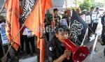 Kutuk Innocence of Muslim, Pendemo Injak-injak Bendera AS