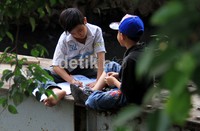 Keadaan yang serba kekurangan tidak membuat semangat mereka untuk belajar berkurang.