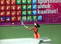 Voni Darlina dan Ega Enuputty menang super tiebreak atas petenis Jawa Timur dengan skor (4-6, 6-3, 10-6).