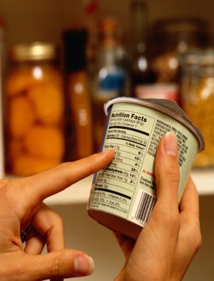 Saat Mengecek Label Makanan, Perhatikan Hal Penting Ini (2)