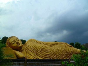 Ini Dia 3 Patung Buddha Tidur Punya Indonesia