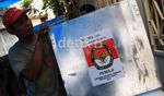 Warga Jakarta Mulai Bangun TPS