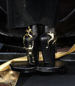 Sepatu Super Tinggi Lady Gaga