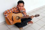 Kemeja Kotak-kotak Budi Do Re Mi