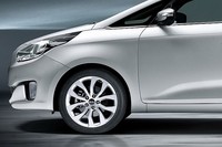 Kabarnya, KIA akan menyediakan mesin 1.400 cc dan 1.600 bensin dan diesel untuk melengkapi mesin bensin 2.000 cc, 2.400 cc, dan 2.700 cc V6 yang sudah tersebar di dunia. (dok KIA)
