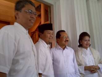 Foke dan Hidayat Sarapan Bersama