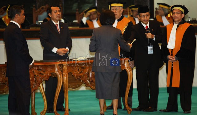 Pasal Siluman 10 tahun Penjara untuk MA Diselundupkan 1 Legislator