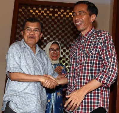 Temui Jusuf Kalla, Jokowi Berkemeja Kotak-kotak