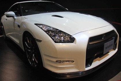Nissan GT-R Ngaspal dengan Harga Rp 2 2 Miliar 
