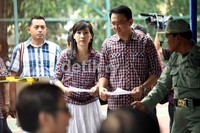 Basuki Tjahaja Purnama (Ahok) dan Veronica tiba di  TPS 58, Penjaringan, Jakarta Utara.