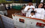 Nara Nyoblos Bareng Istri