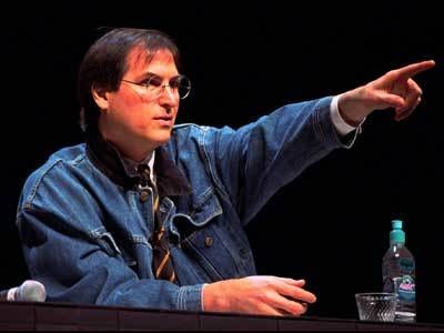 7 Skenario Steve Jobs Saat Apple Terpuruk