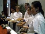 Mencicipi Kue Rempah Nan Sehat a la Chef Mary Cech