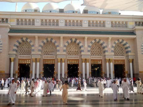 Petugas Haji Berbagai Negara Mulai Masuki Madinah 