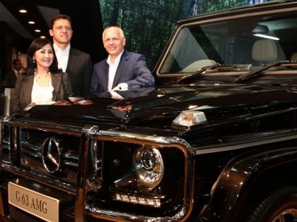 Trio Mobil Mewah Mercy Goda Mereka yang Berkantung Tebal