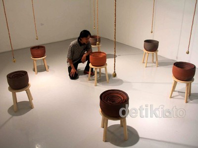 Menikmati Seni Instalasi Karya Albert Yonathan