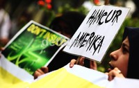 Menurut mereka apa yang dilakukan oleh Pemerintah AS dalam menyikapi peredaran film tersebut masih belum memuaskan umat Islam di dunia.