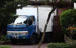 Foke Mulai Pindahkan Barang dari Rumah Dinas