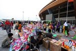 Penutupan PON Bawa Berkah Bagi Pedagang