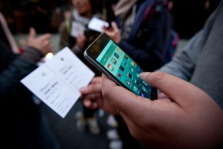 Antrean Para Penggila iPhone 5 di Berbagai Negara
