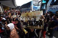 Mereka yang datang dari Jabotabek dan sekitarnya terpaksa kecewa.