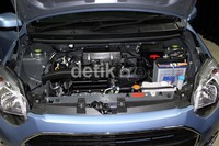 Mesin Ayla menggunakan mesin 3 silinder 1.000 cc 1KR-DE. Mesin yang baru dikembangkan untuk masyarakat Indonesia.