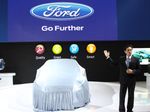 Sedan Berlimpah Fitur