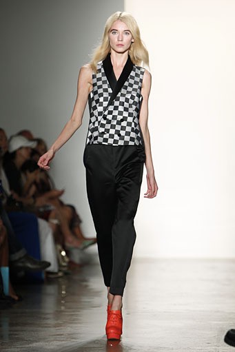 Alexandre Herchcovitch, Spring/Summer 2013. New York Fashion Week 2013. [Foto: Joe Kohen/Getty Images]