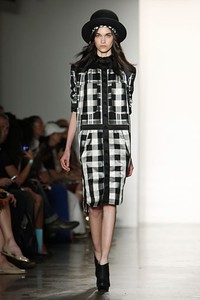 Alexandre Herchcovitch, Spring/Summer 2013. New York Fashion Week 2013. [Foto: Joe Kohen/Getty Images]