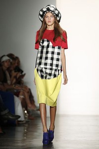 Alexandre Herchcovitch, Spring/Summer 2013. New York Fashion Week 2013. [Foto: Joe Kohen/Getty Images]