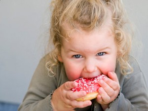 Anak Obesitas Ternyata Kurang Peka Akan Rasa Makanan