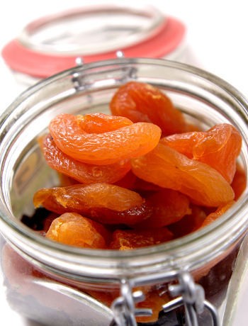 Menderita Tekanan Darah Tinggi? Makan Saja Aprikot Kering!