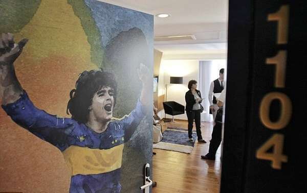 Penggemar Diego Maradona Wajib Menginap di Hotel Ini