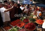 Ical Sapa Pedagang Pasar Minggu
