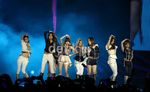 Aksi The Boys SNSD di SM Town Jakarta